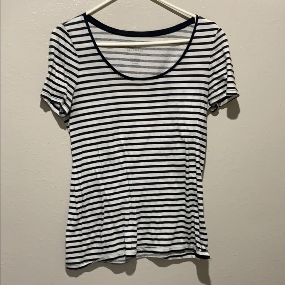 American Eagle striped short sleeve shirt